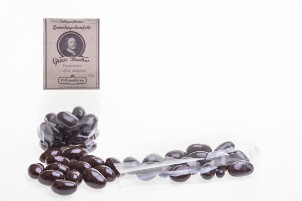24 bags of dark chocolate brazil nuts (150g) Paranöt i mörk choklad 150g