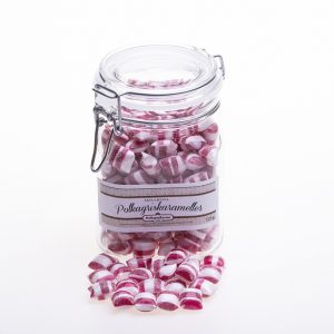 Glass jar with clamp lid filled with peppermint candies (725g) Glasburk med spännlock fylld med polkakarameller (725g)