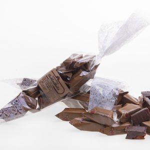 50 st strutar med 150g Gammaldags Chokladkola 50 cones with chocolate toffee (150g)