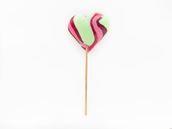 Heart-shaped raspberry lollipop 85g Hjärteklubba med hallonsmak 85g